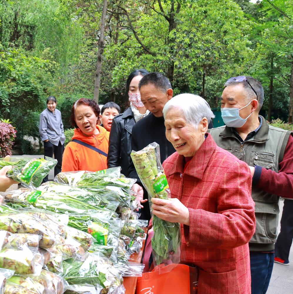 扶貧助農(nóng)第二站，心懷善意溫暖相隨
